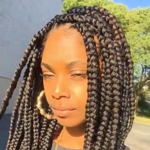 Meet your Posher, Maya